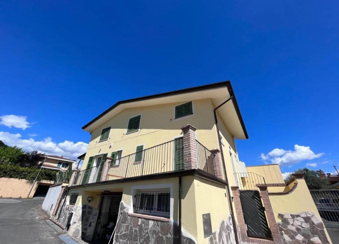Casa Valentina, Casa Intera Vicino Al Mare Hébergement de vacances Carrare